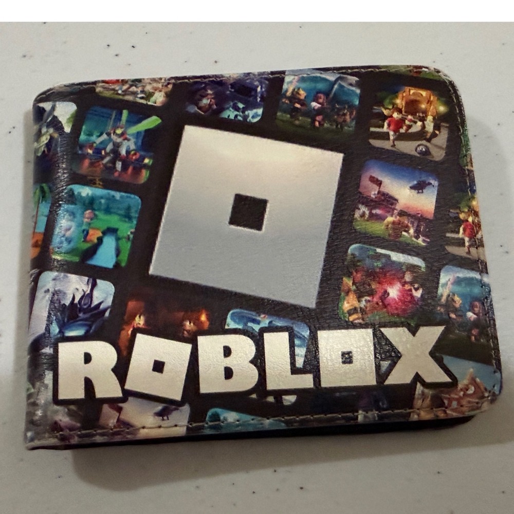 Roblox Bifold Wallet Black Multi Color Game Collage with Zipper Pocket